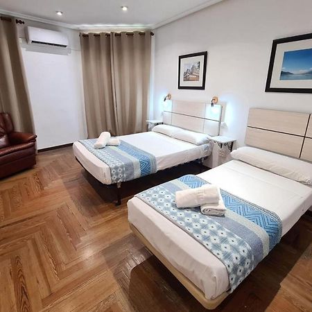 Hostal Santa Barbara Madrid Dış mekan fotoğraf