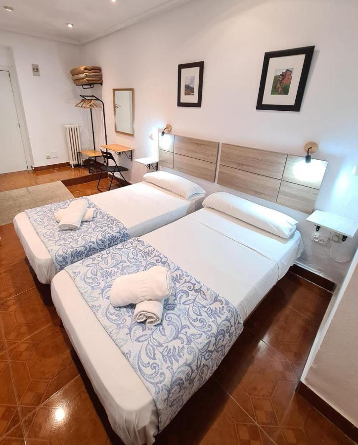 Hostal Santa Barbara Madrid Dış mekan fotoğraf