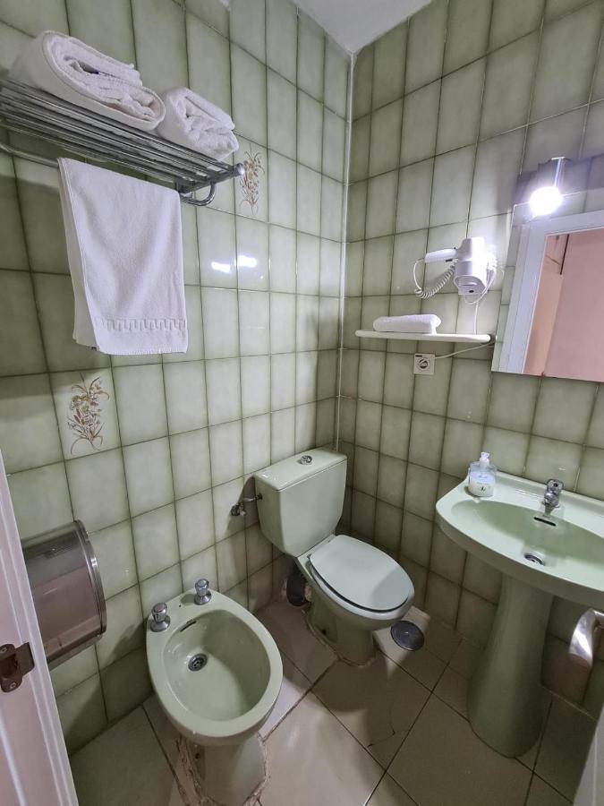 Hostal Santa Barbara Madrid Dış mekan fotoğraf