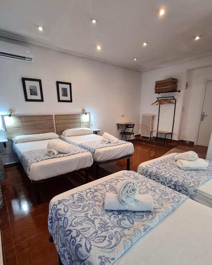 Hostal Santa Barbara Madrid Dış mekan fotoğraf